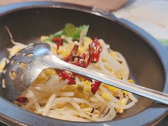 -云海肴·汽锅鸡·云南菜(天山百盛优客店)