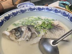 -南京金牛湖巨碗鱼头