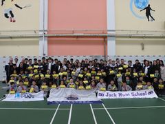 -上海市民办金苹果学校