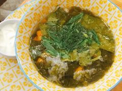 蔬菜鸡肉汤-Lozhki-ploshki