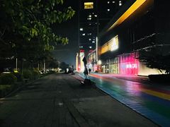 -百年港湾奥特莱斯(香炉礁店)