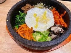 大粒牛肉石锅拌饭-小木屋拌饭(沈阳中街大悦城店)