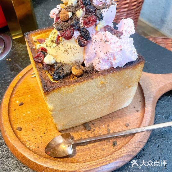 東街黑牛烤肉(雪峰公园店)