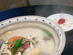 -小乌猪·金华筒骨煲(永盛购物广场店)