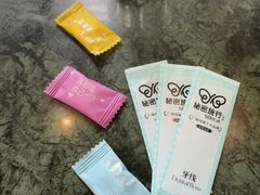 -秘密旅行Bonjour(黑金冠 江南西店)