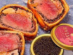 惠灵顿牛排-弦月窗LUNETTE BY AMANDA(复兴路店)