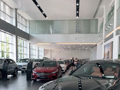 -奔驰上海利星(七宝店)