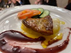 法式鹅肝配菠萝红酒汁-92°C俄式厨房(中央大街店)