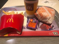 -麦当劳(乳山路店)