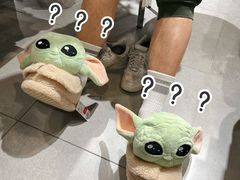 -优衣库(广州天河领展广场店)