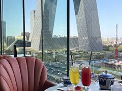 -福楼毕斯罗F Bistronome(国贸商城约会地标景观店)