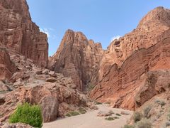 -天山神秘大峡谷