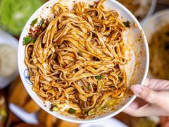 -李与白包子铺(桐梓林店)
