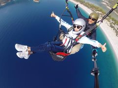 -费特希耶滑翔伞