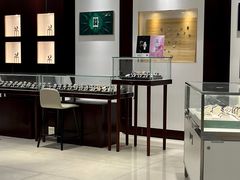 -亨得利钟表商店