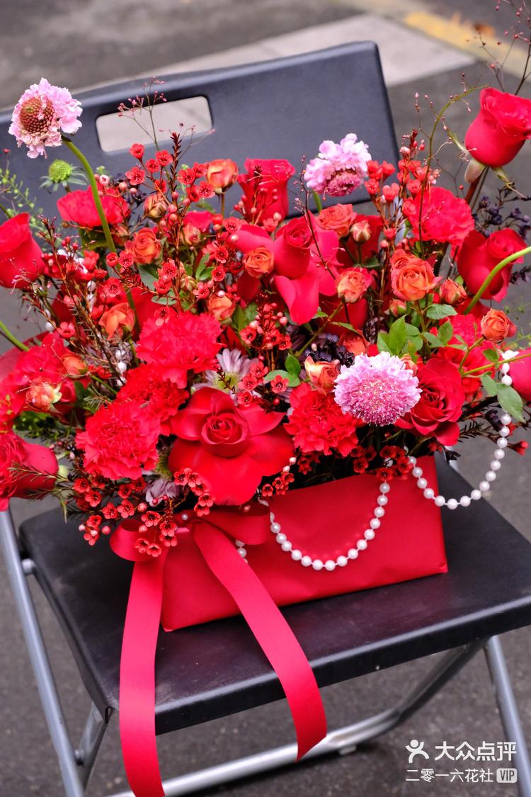 红色系签到台桌花-大众点评