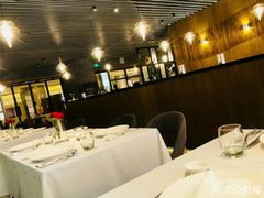 -GreyWhale灰鲸餐厅(武汉国际广场店)