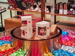 -Laderach 莱德拉(上海环贸iapm店)