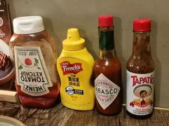 -HIGH FIVE哈福手工汉堡(桂林路店)