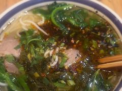 -云阿蛮云南生烫牛肉米线(奉贤路店)