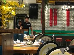 大堂-老长沙湘菜馆(凤凰路店)