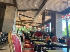 -上海虹桥西郊假日酒店