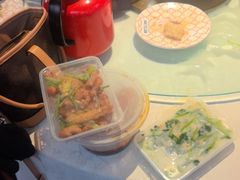 -阿瓦山寨·湘菜现炒·剁椒鱼头王(咸阳总店)
