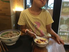 -云阿蛮云南生烫牛肉米线(奉贤路店)