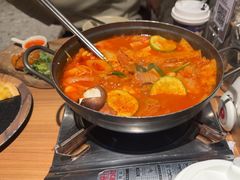 -KimPro 辛普乐概念韩餐