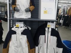 -迪卡侬(燕山店)