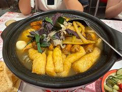 -老表记广西宵夜螺蛳鸭脚煲(东盟店)