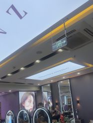 -藤野造型烫染·漂发