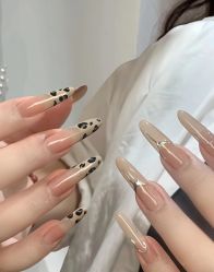 -进巍美甲