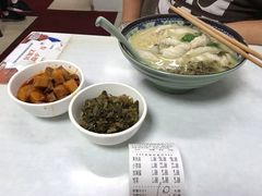 -明呈黄鱼面馆(斜土路店)