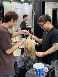 -Tipo Hair salon（明星）店