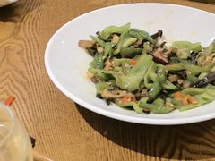 -赶海部落海鲜城(海阳路店)