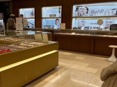 -茂昌眼镜(南京东路店)