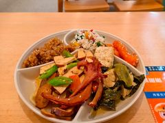 -素满香·全民食养自助(长宁龙之梦店)