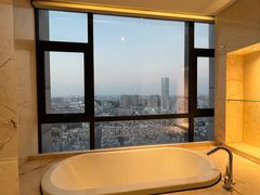 -中山利和希尔顿酒店