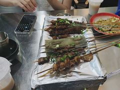 -北门胜利牛肉串·铁签酱爆烤肉