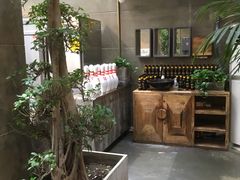 -HIGH FIVE哈福手工汉堡(桂林路店)