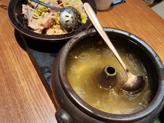 -云海肴·汽锅鸡·云南菜(天山百盛优客店)