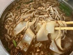 -正宗杨记普洱酸醋米线(总店)