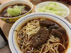 -易毛特色牛肉面(解放碑步行街店)
