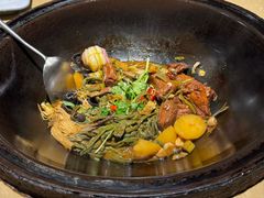 -万里闯关东铁锅炖菜馆(高新旗舰店)