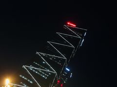 -南京眼步行桥