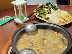 -菌之家·专业纯野生菌火锅·特色炒菌