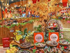 -老滇山寨•云南特色菜•地方菜•民族风情歌舞表演(金碧店)