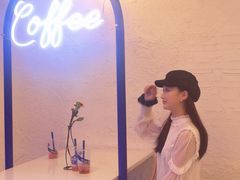 -Blue Concept Cafe&Farm·關於藍