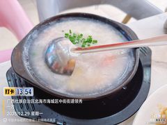 -覃记海鲜美食餐厅